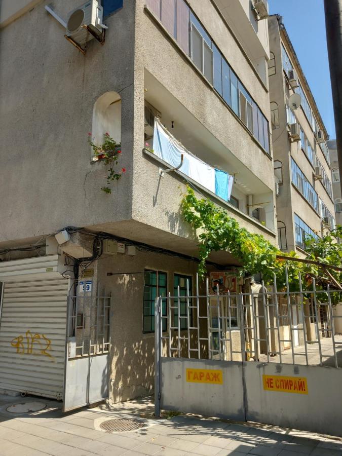 Sea Central Apartment Burgasz Kültér fotó